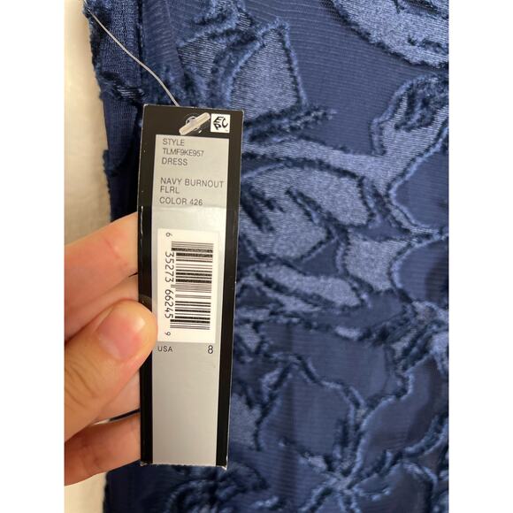 Tahari St. Levine Navy Blue Floral Burnout Velvet Cowl Neck Formal Gown Size 8 - Picture 10 of 11